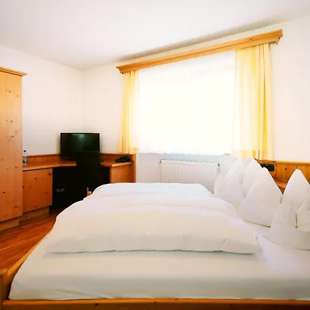 Gruener Baum Garni 3* Krumbach (Gunzburg)